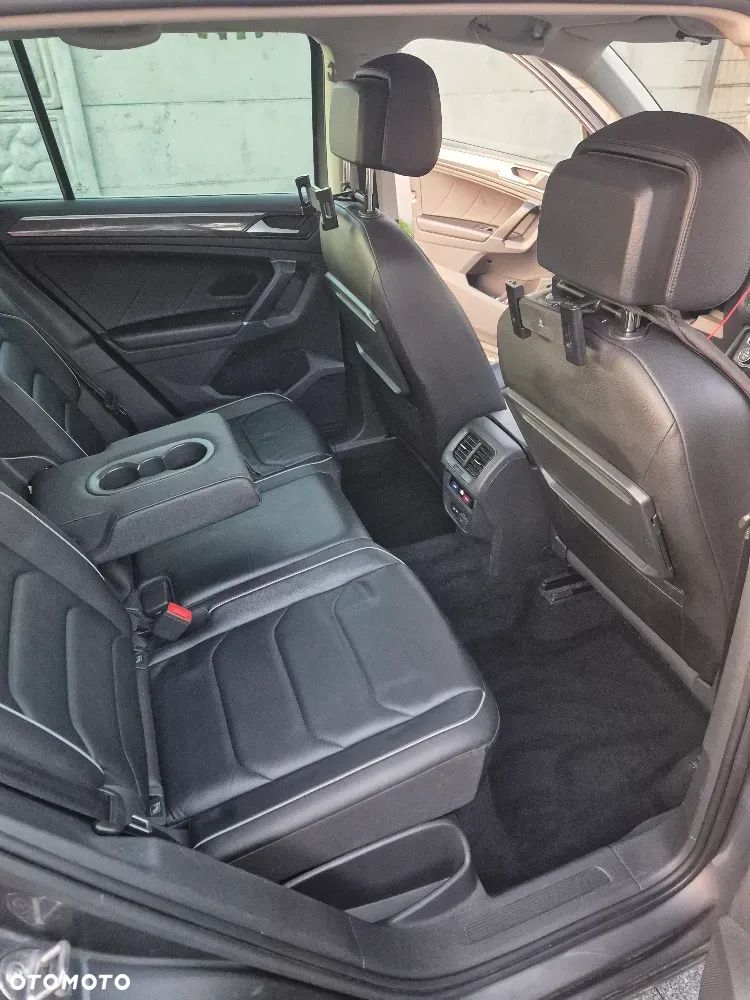 Volkswagen Tiguan - 24