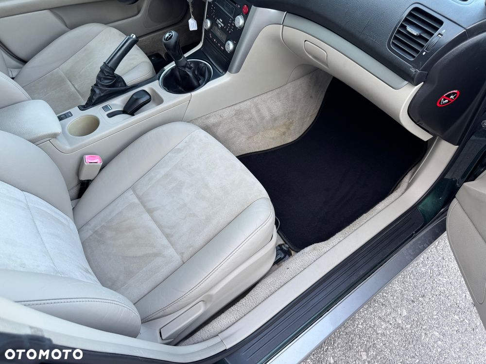 Subaru Outback Legacy 2.5RC NAV - 21