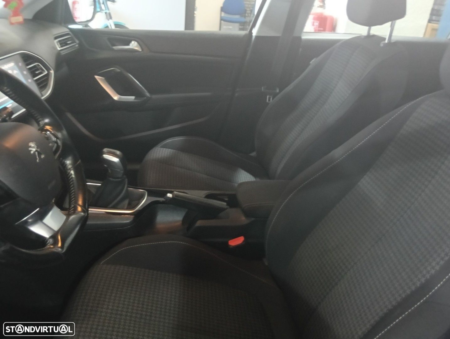 Peugeot 308 SW 1.6 BlueHDi Active - 12