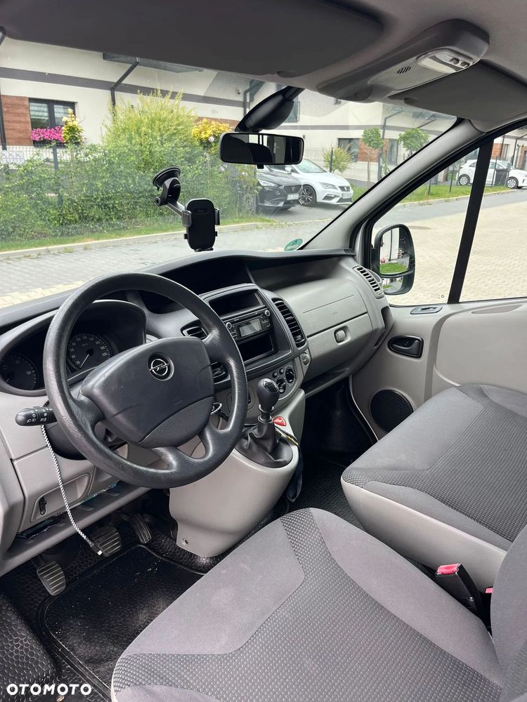 Opel Vivaro L2H1 - 12