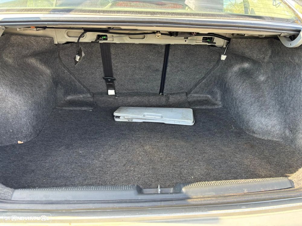 Honda Civic 1.4i S - 7