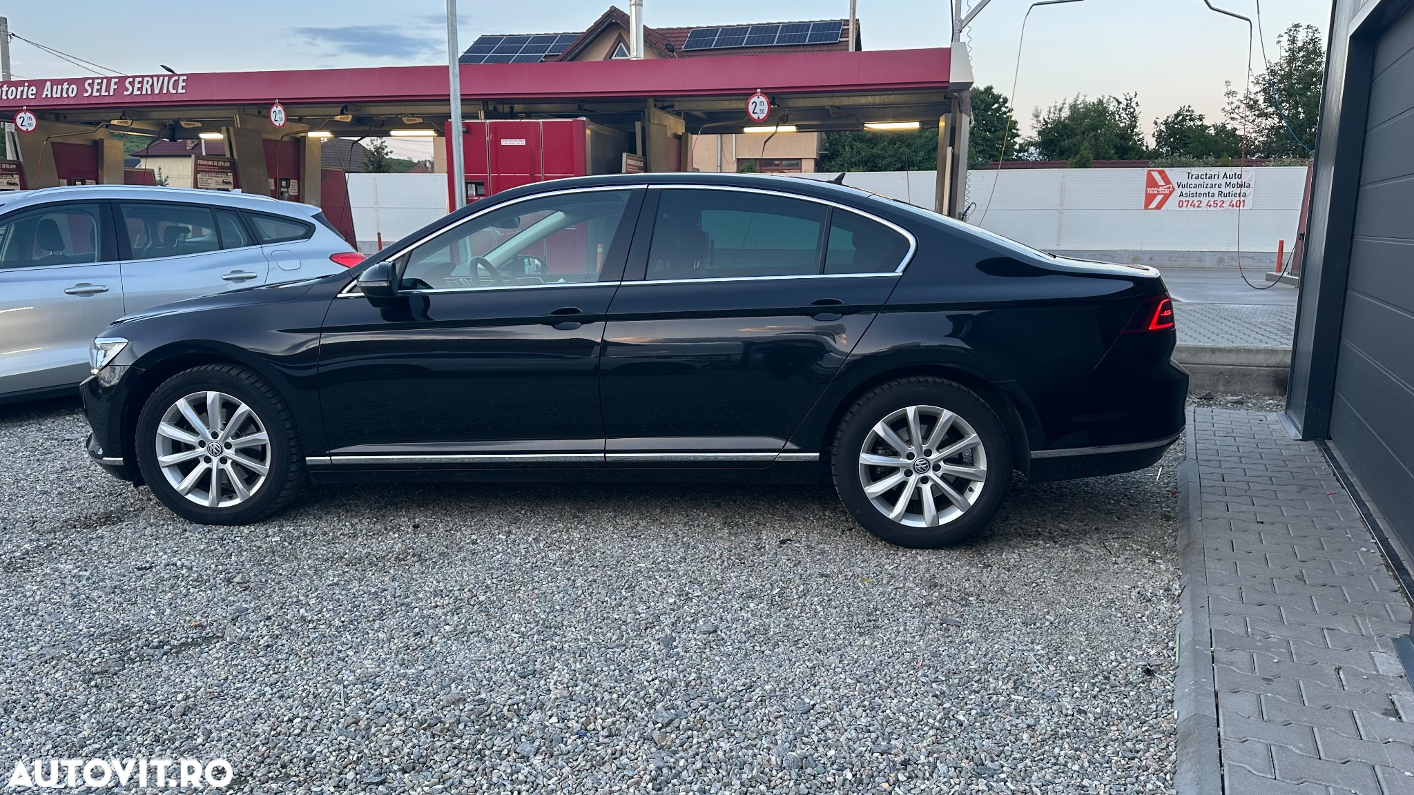 Volkswagen Passat 2.0 TDI (BlueMotion Technology) DSG Highline - 11