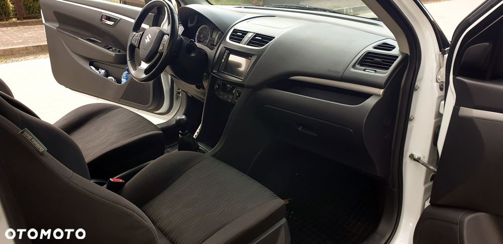 Suzuki Swift - 7
