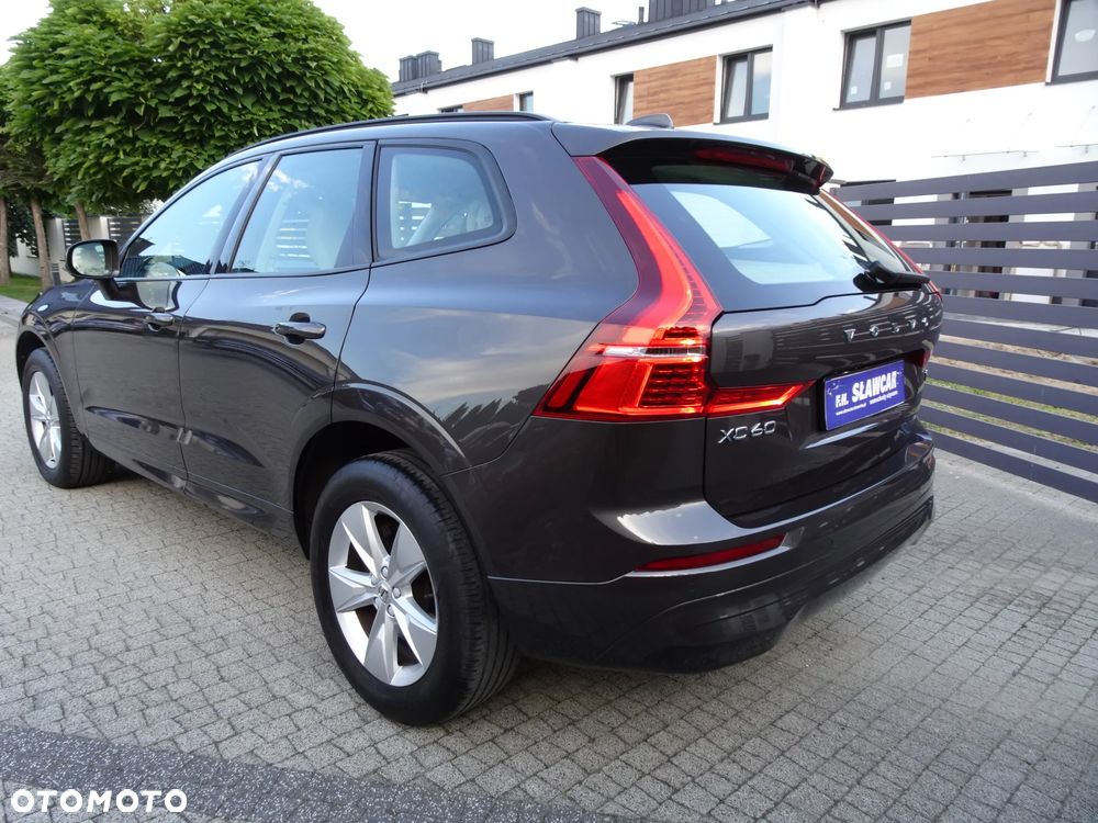 Volvo XC 60 B4 D Momentum Pro - 6