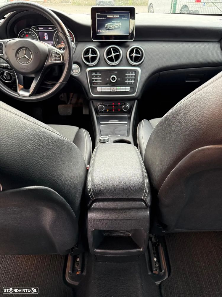 Mercedes-Benz A 160 d AMG Line Aut. - 29