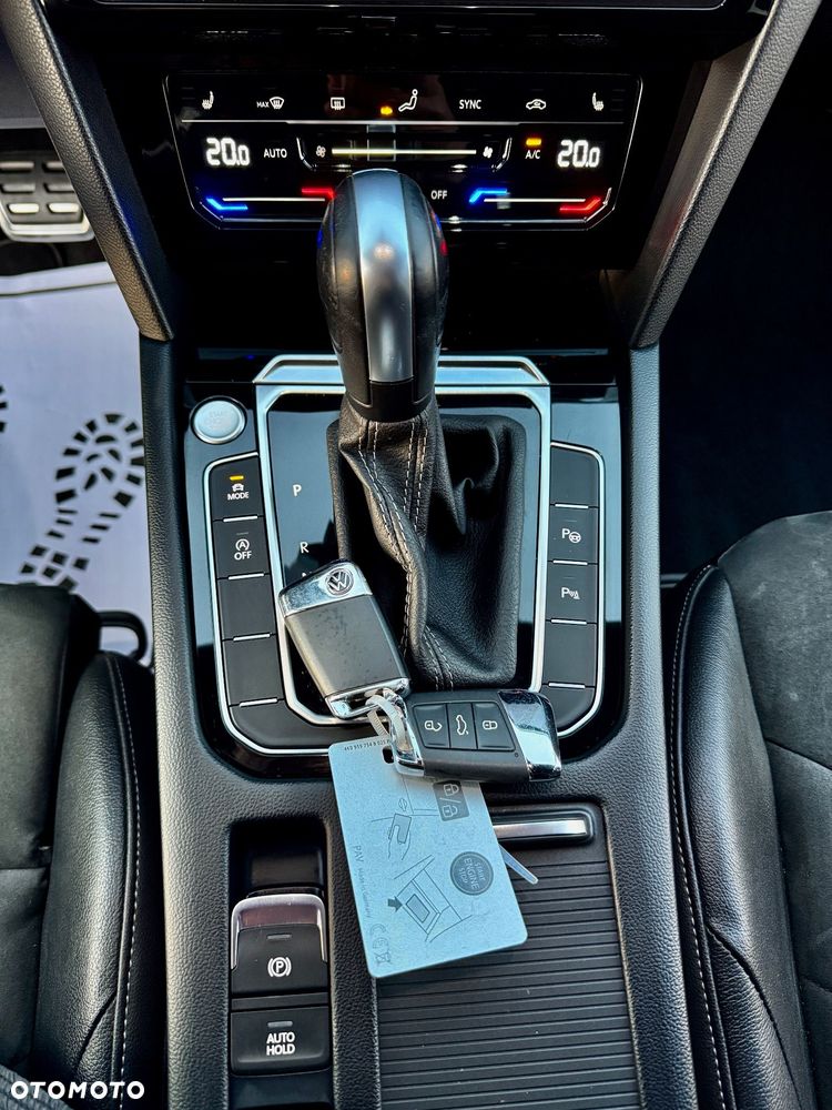 Volkswagen Arteon 2.0 TDI SCR DSG R-Line - 38