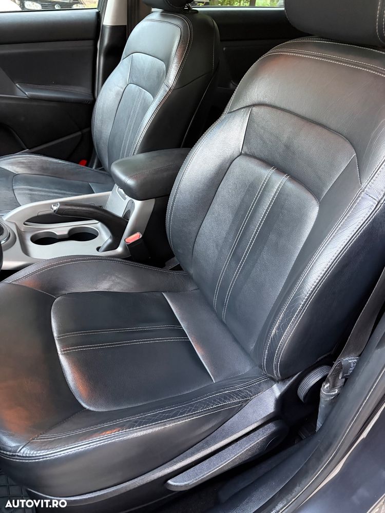 Kia Sportage 2.0 DSL HP 6AT 4x4 Style - 13