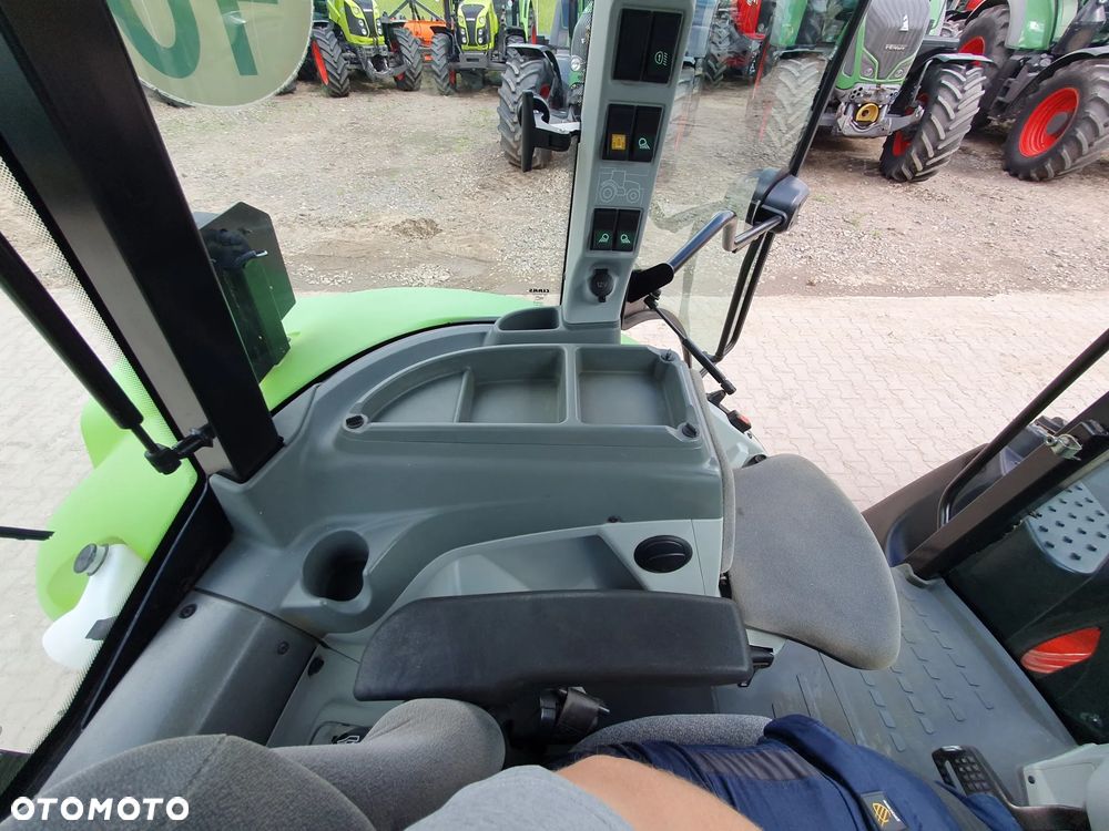 Claas Arion 440 - 16