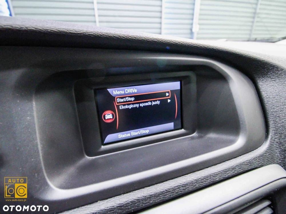 Volvo V40 T3 Drive-E Momentum - 20