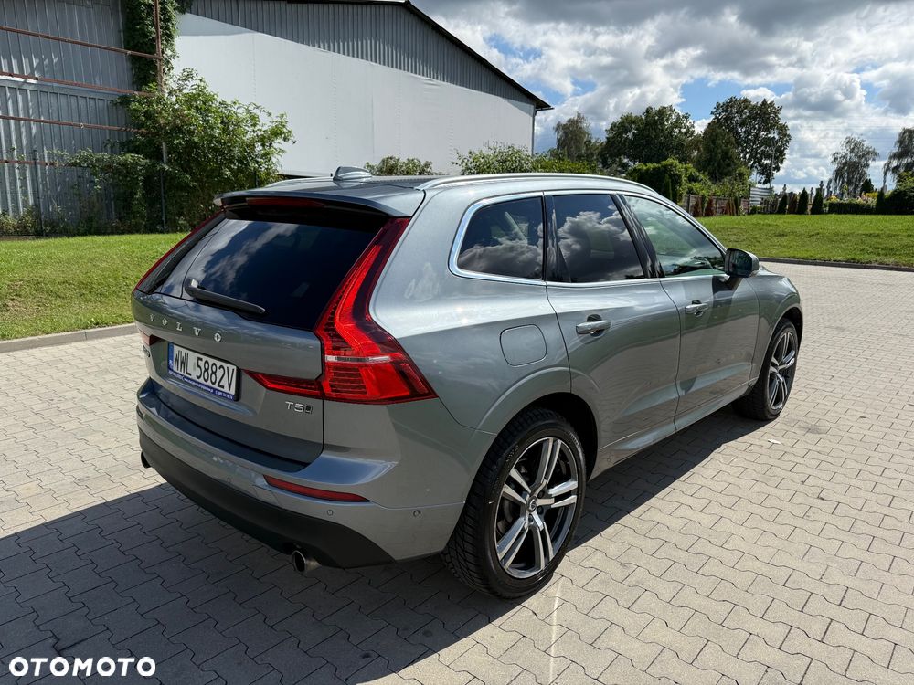 Volvo XC 60 T5 AWD Geartronic Momentum - 8