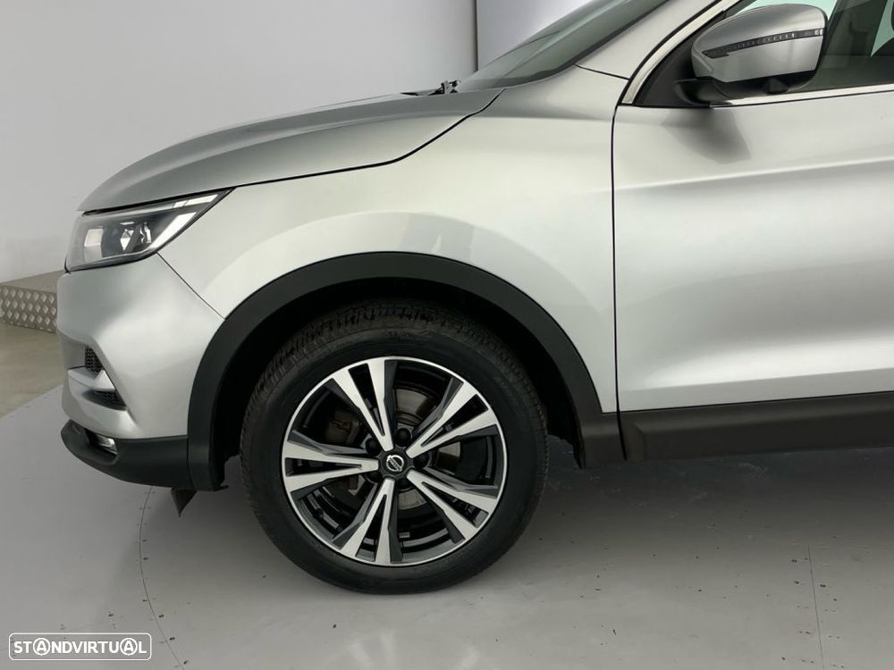Nissan Qashqai 1.3 DIG-T N-Connecta - 20