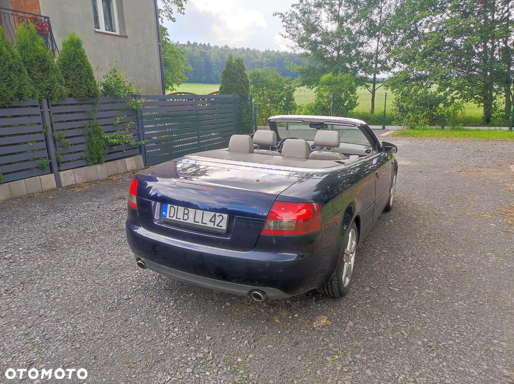 Audi A4 Cabrio 1.8 T - 10