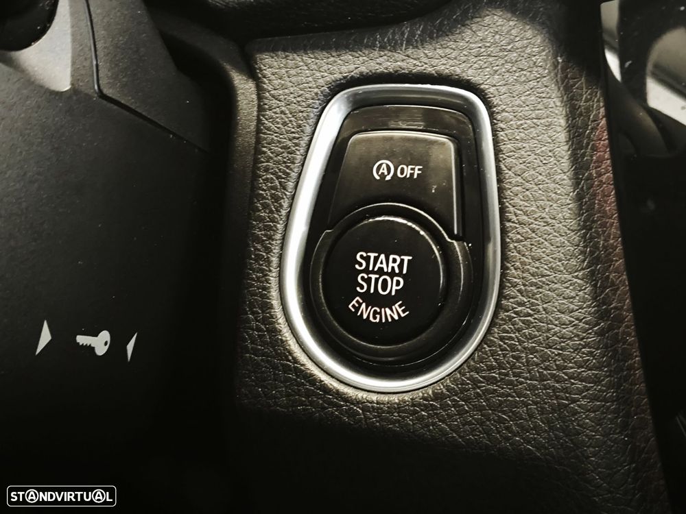 BMW 318 d Touring Line Luxury - 42
