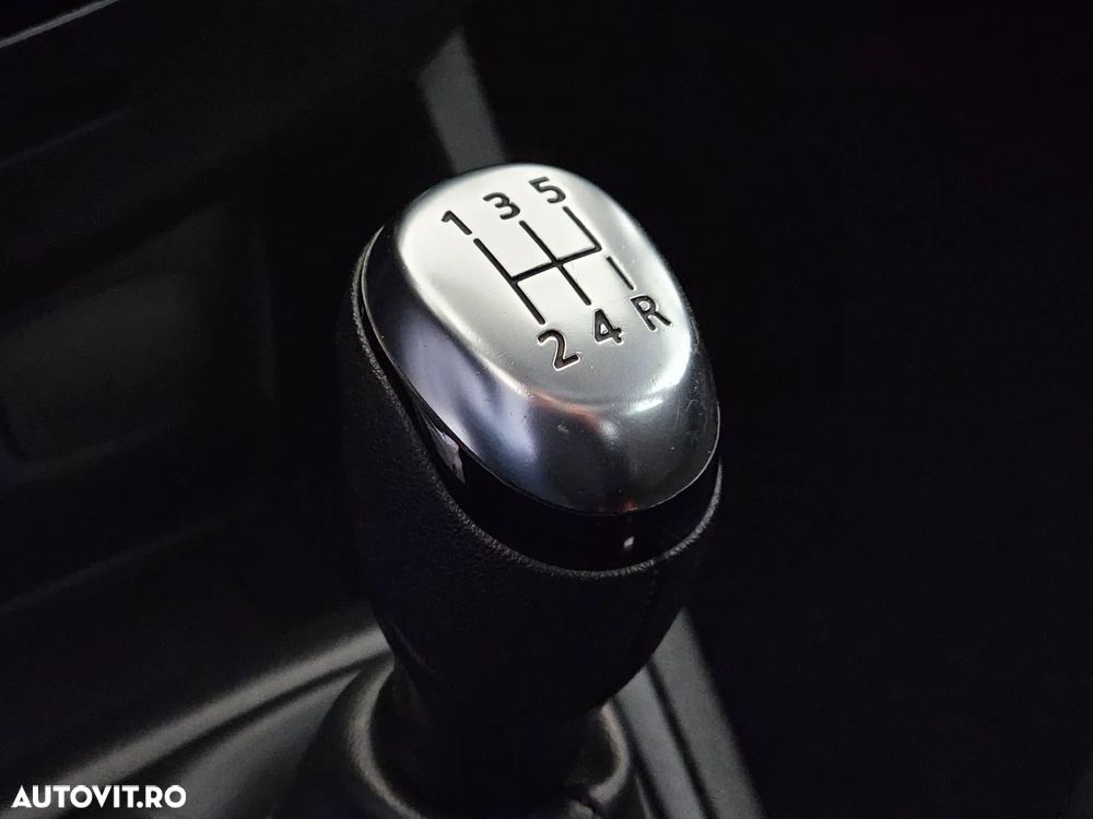 Renault Clio - 21