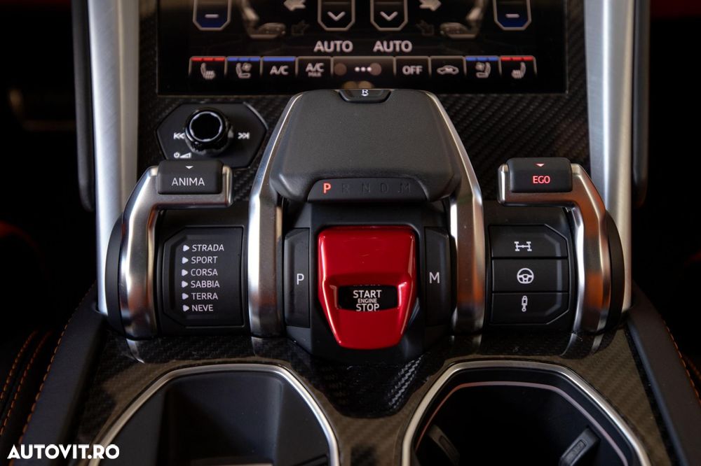 Lamborghini URUS - 31