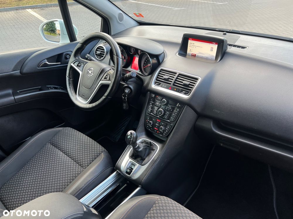 Opel Meriva - 31