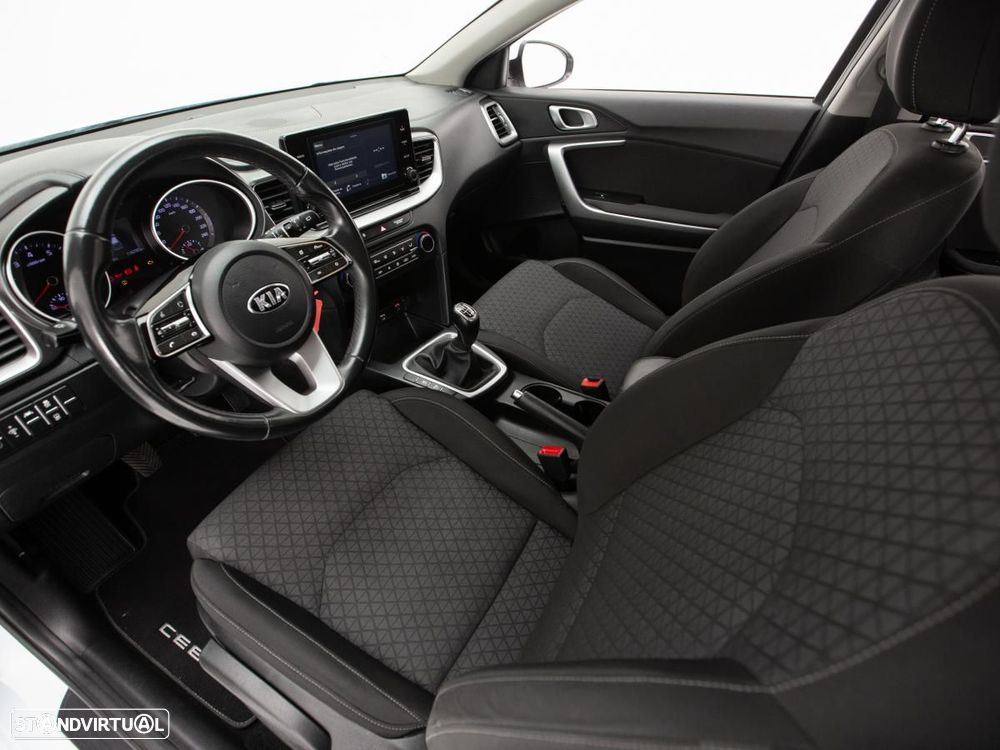 Kia Ceed 1.0 T-GDI Urban - 7