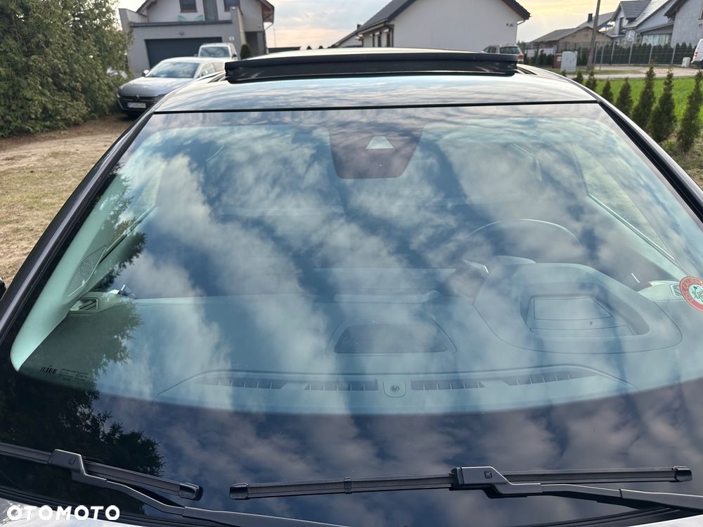 Citroën C4 BlueHDi 130 Stop&Start EAT8 SHINE - 31