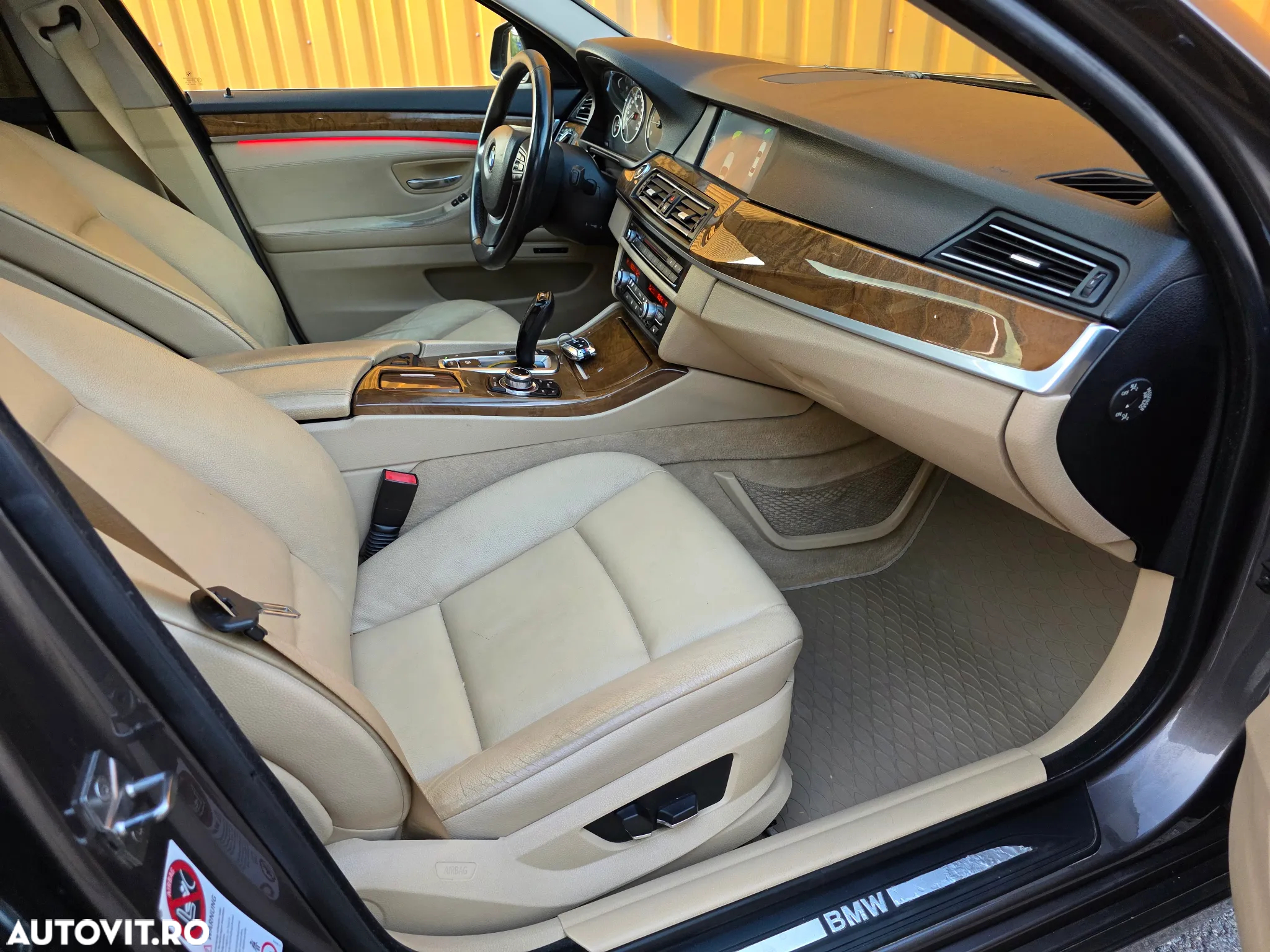 BMW Seria 5 520d - 13