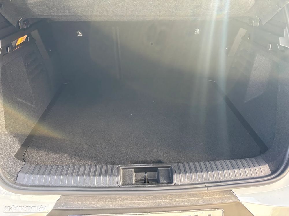 Mitsubishi Grandis 1.3 DI-T Intense 7DCT - 6