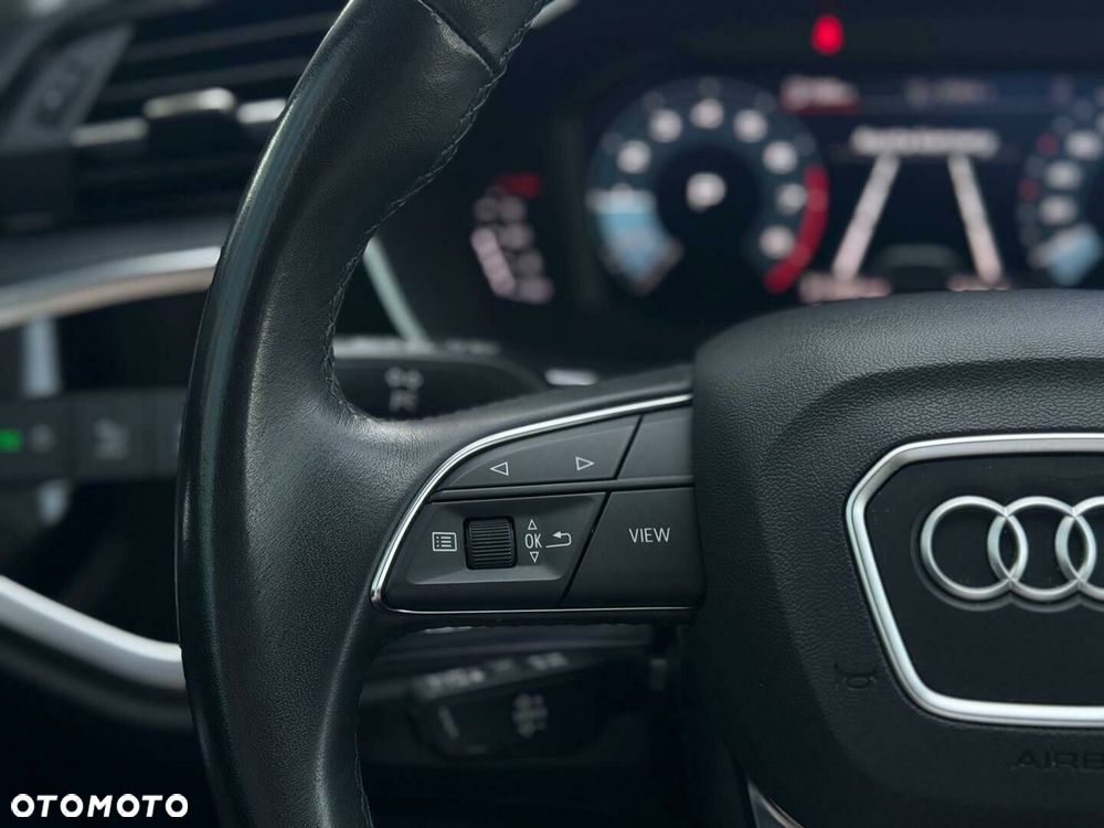 Audi Q3 - 17