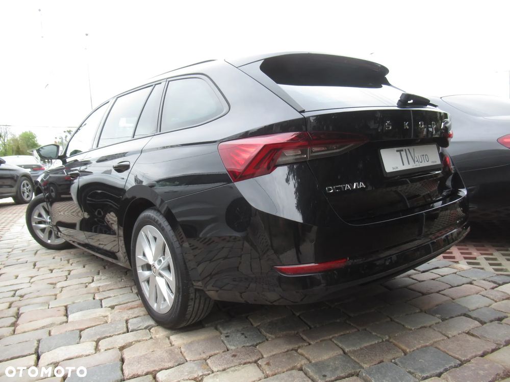 Skoda Octavia 1.5 TSI e-Tec Ambition DSG - 3