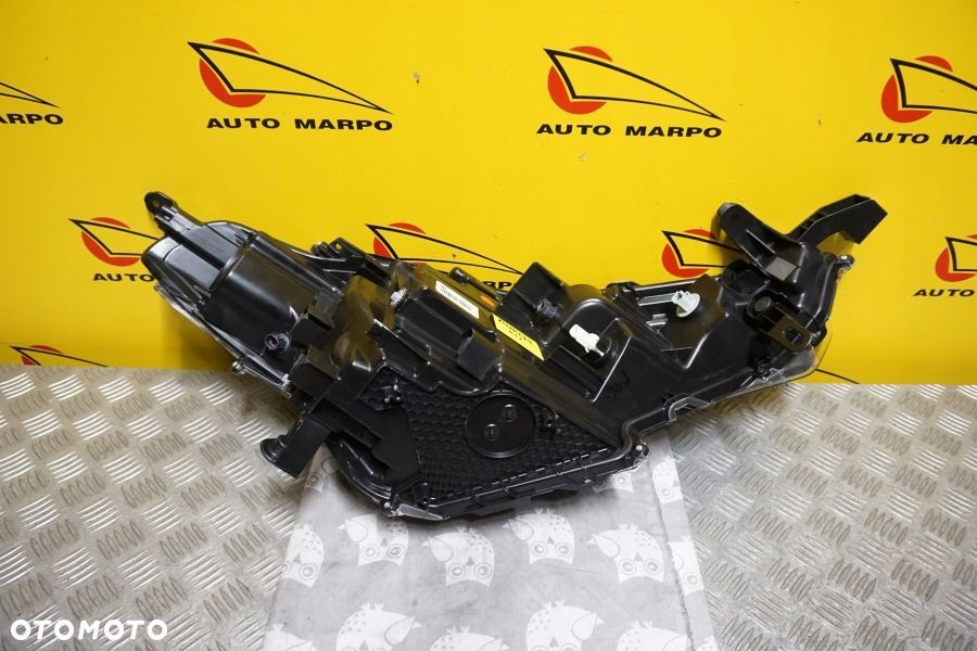 TOYOTA COROLLA CROSS 2022- REFLEKTOR LAMPA BASE FULL LED LEWA USA - 7