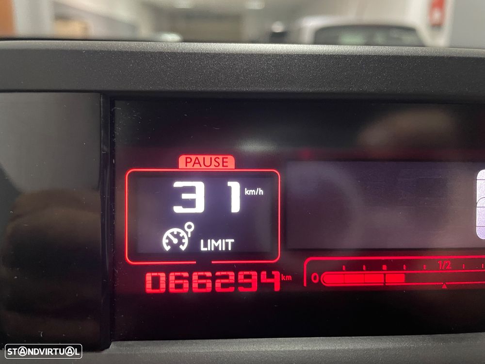 Citroën C4 Cactus PureTech 82 Shine - 22