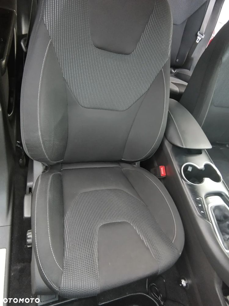 Ford Mondeo 1.5 EcoBoost Titanium - 34