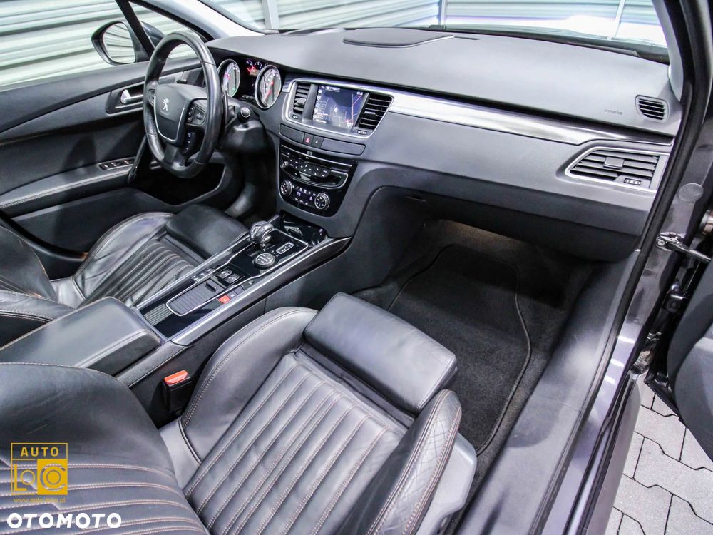 Peugeot 508 RXH Hybrid4 - 9