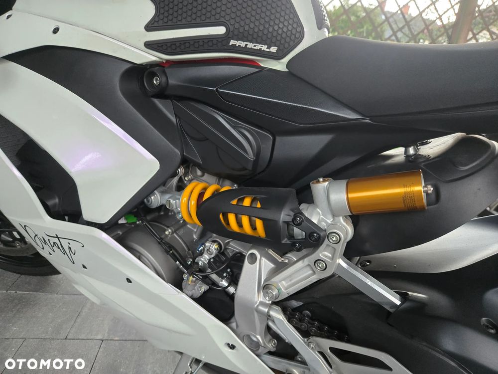 Ducati Panigale V2 - 8