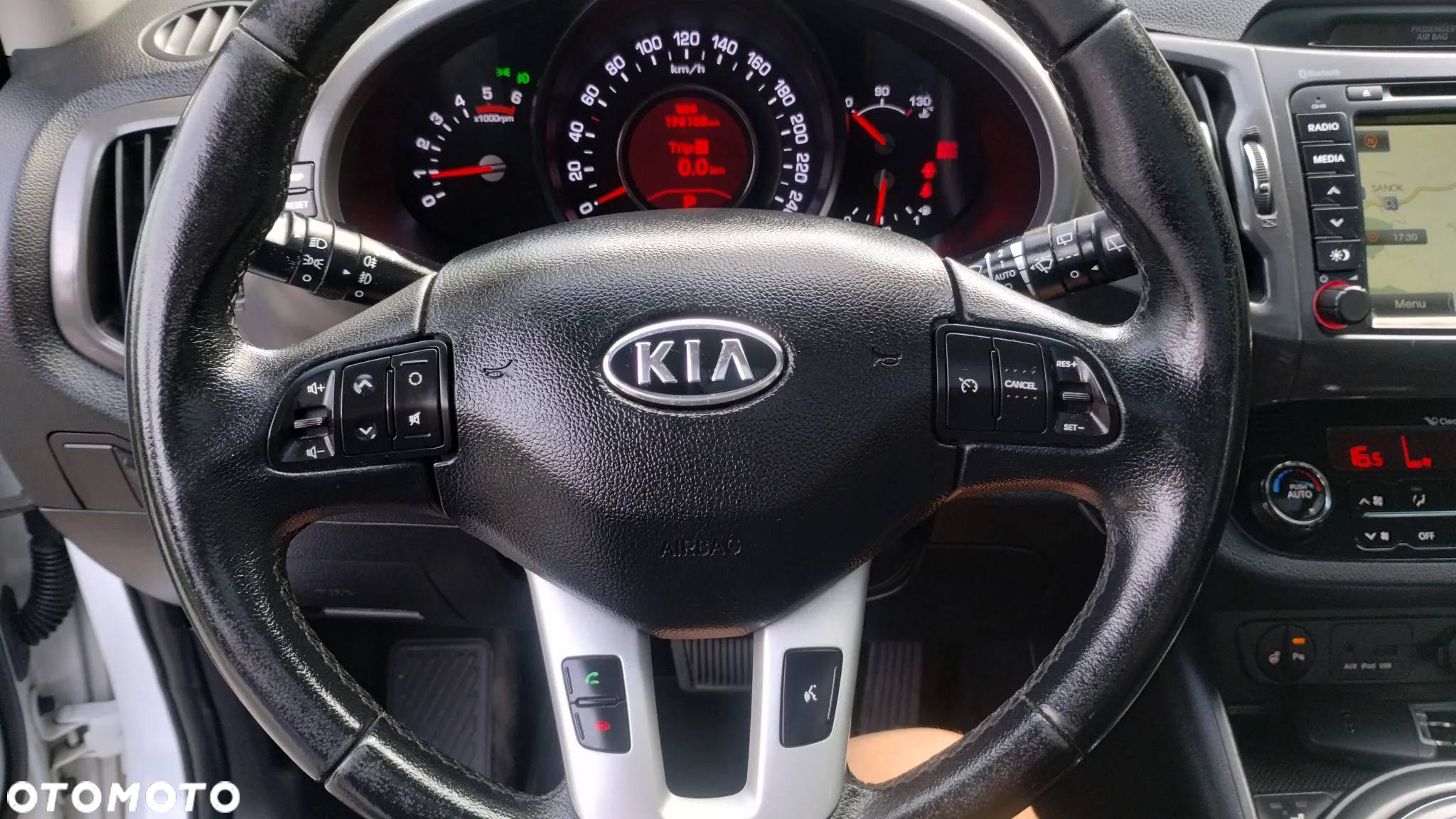 Kia Sportage 2.0 CRDI 184 AWD Platinum Edition - 34