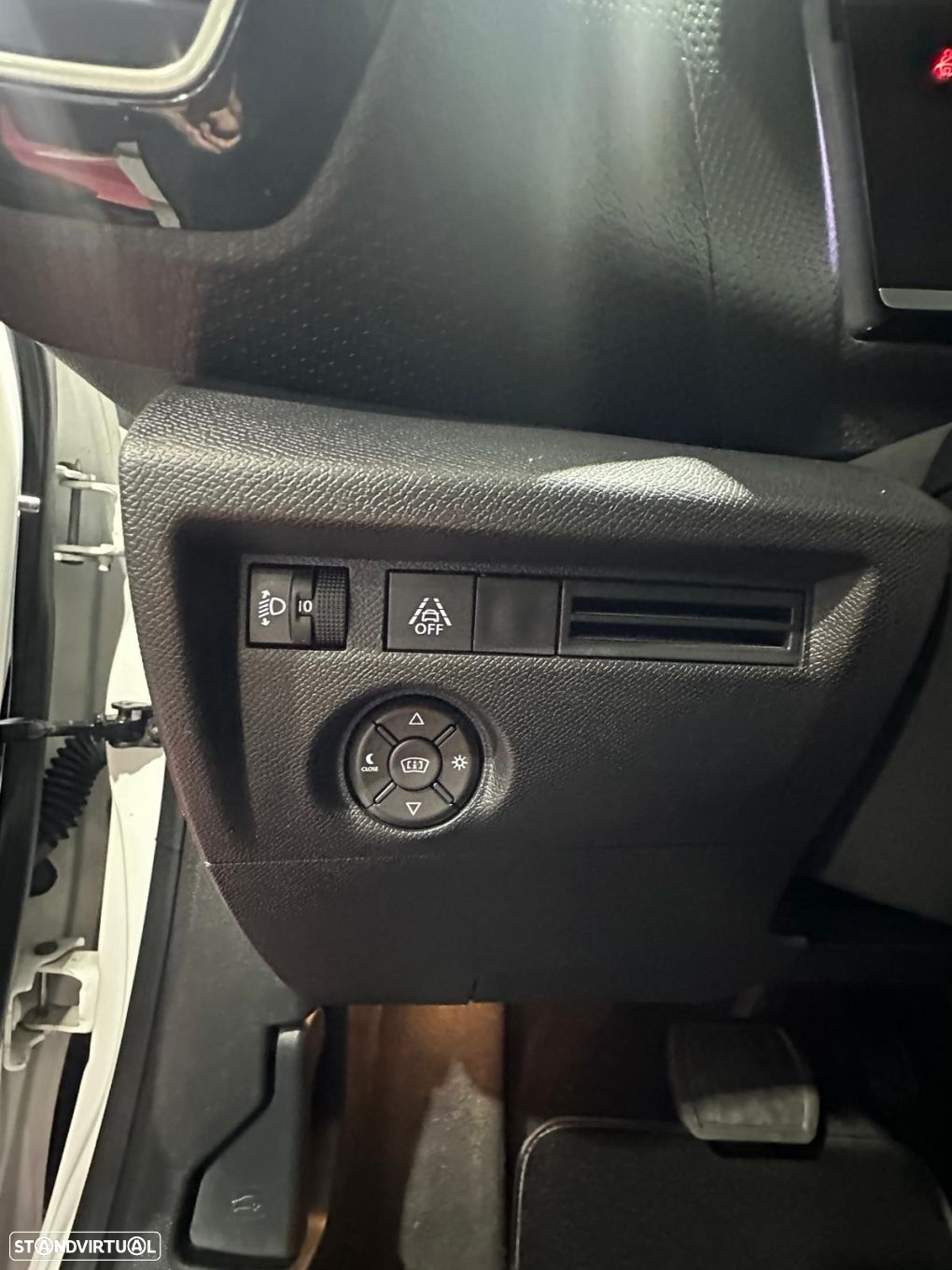 Citroën C4 1.5 BlueHDi Feel EAT8 - 37