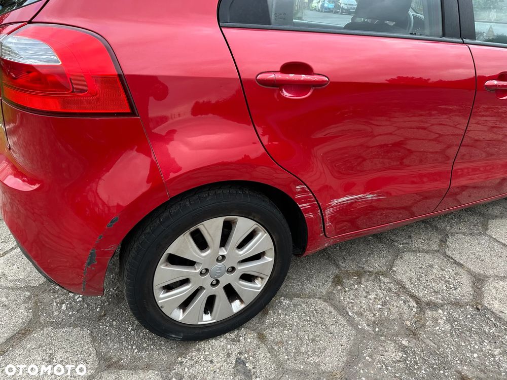 Kia Rio 1.4 M - 5