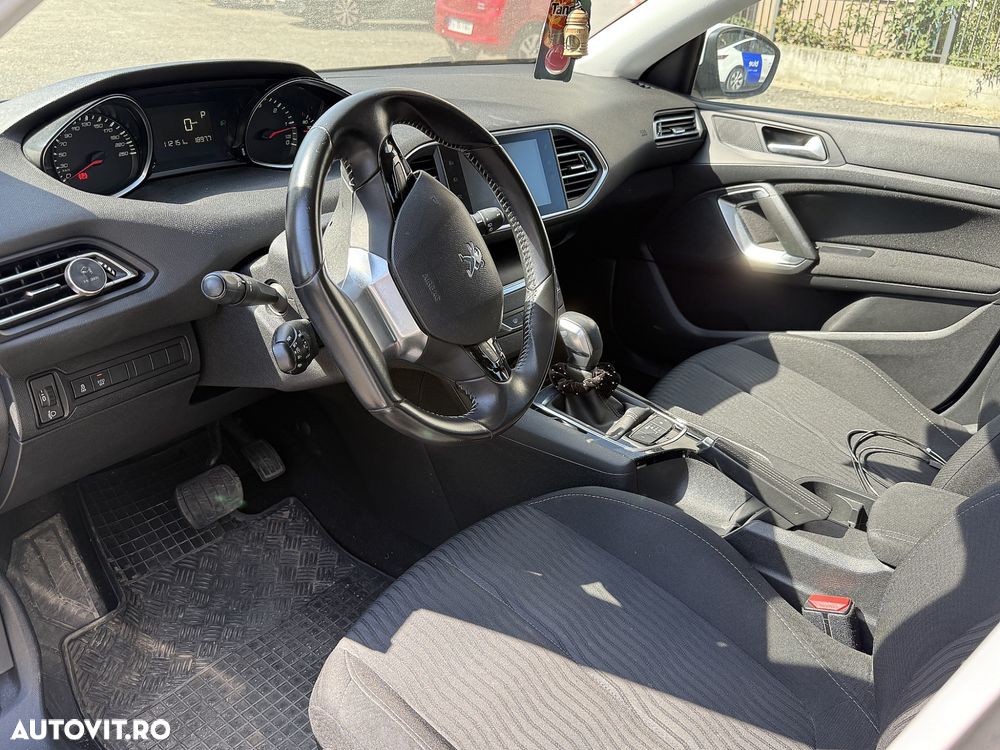 Peugeot 308 - 5
