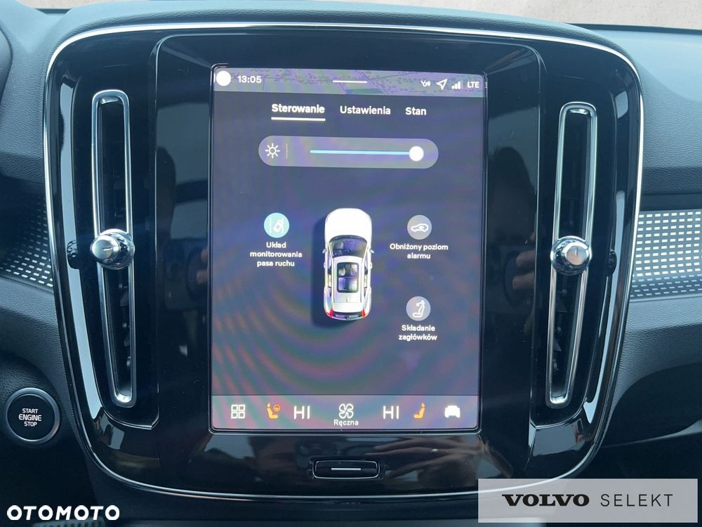 Volvo XC 40 - 24