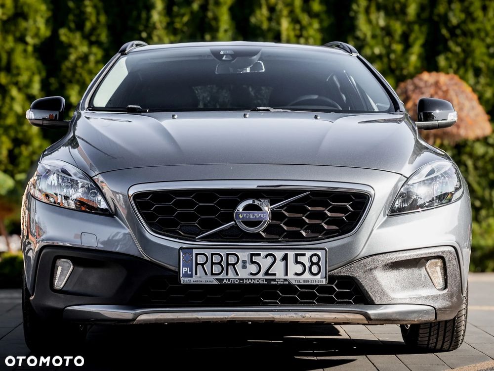Volvo V40 Cross Country D2 Momentum - 2