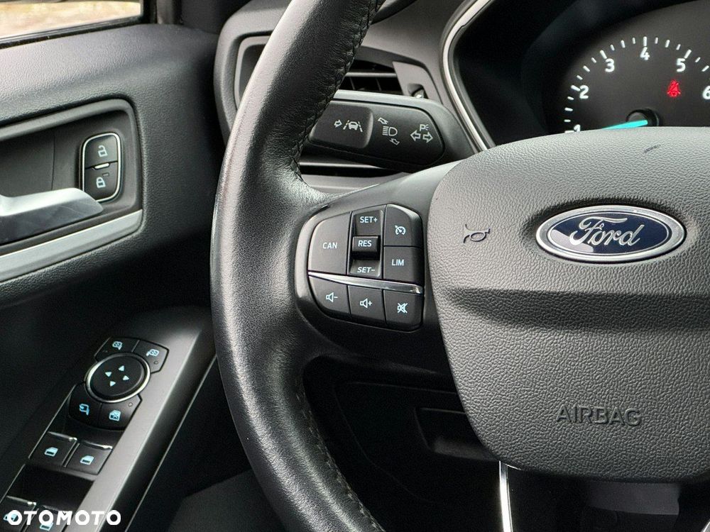 Ford Focus - 31