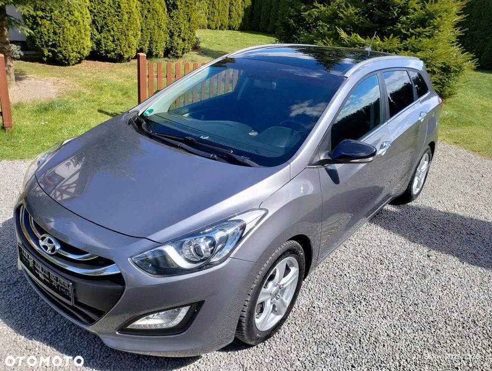 Hyundai i30 1.6 CRDi Fifa World Cup Edition - 3