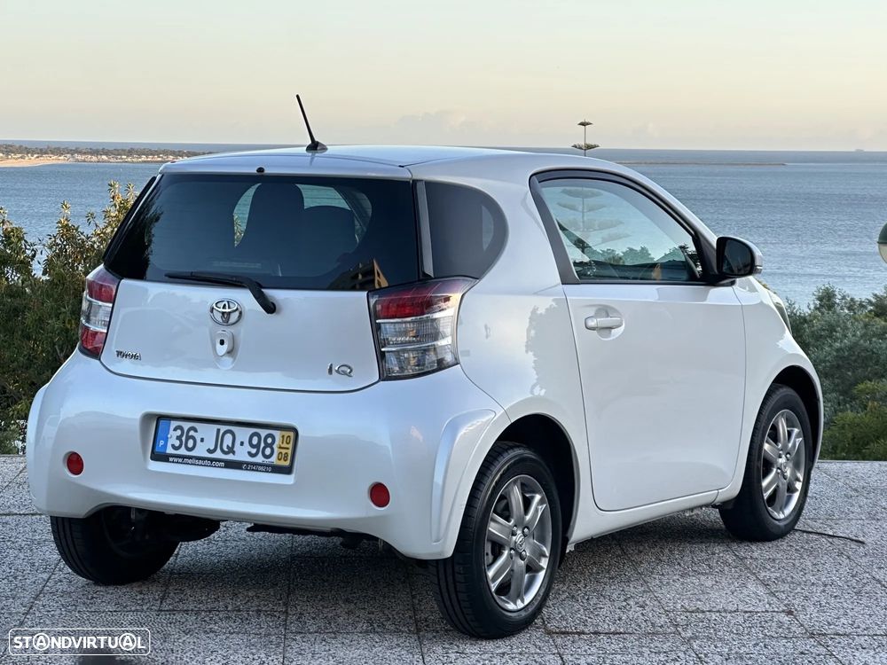 Toyota iQ 1.4 D-4D - 3
