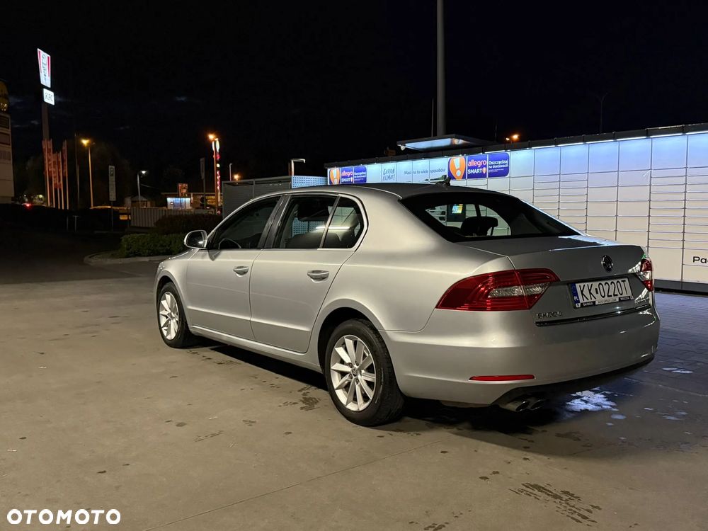 Skoda Superb 2.0 TDI Elegance Outdoor DSG - 27