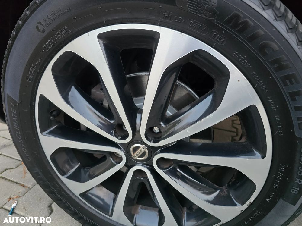 Nissan Qashqai 1.6 DCI 4 x 4 DPF Start/Stop tekna - 26