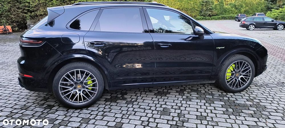 Porsche Cayenne Standard - 5