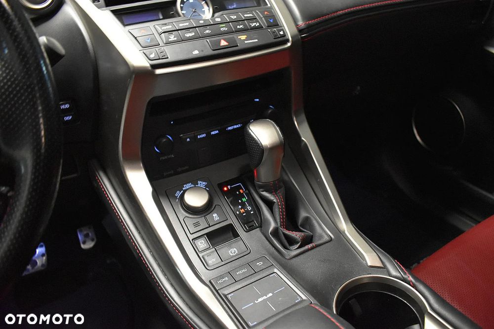 Lexus NX 300 AWD F SPORT - 13