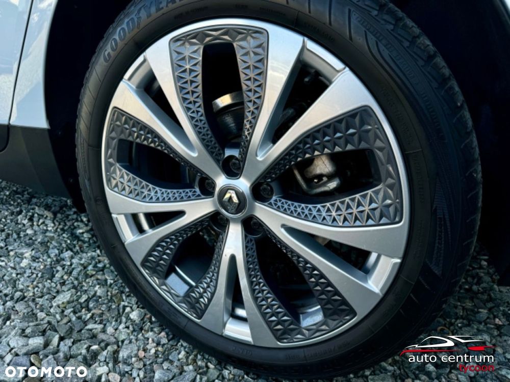 Renault Scenic - 16