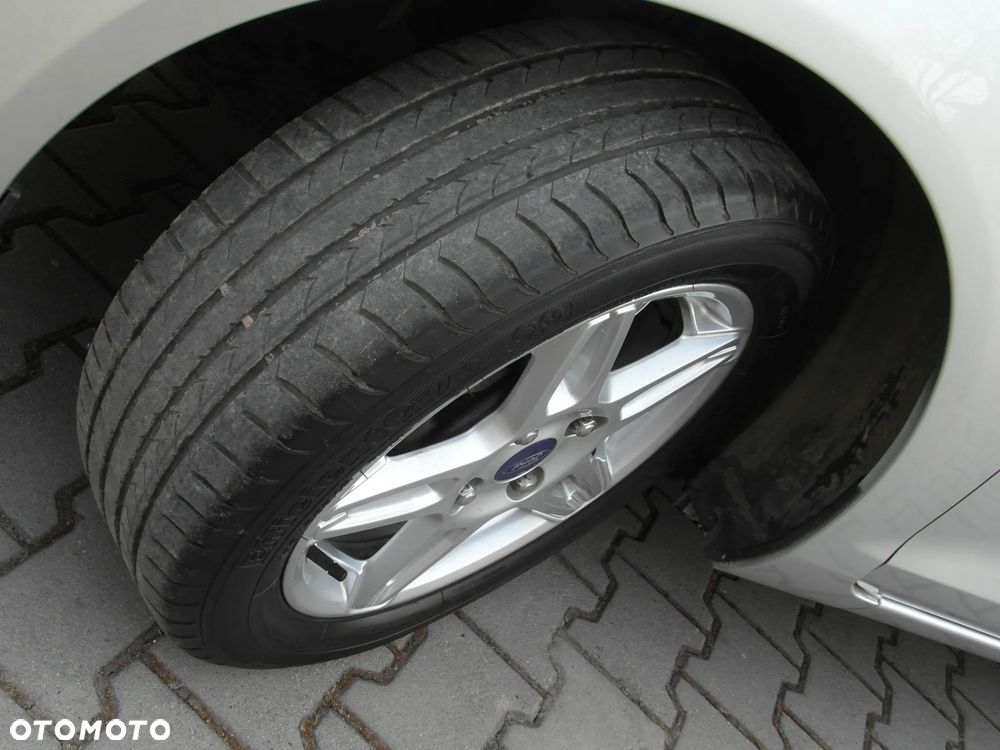 Ford Fiesta 1.6 Ti-VCT Titanium - 32