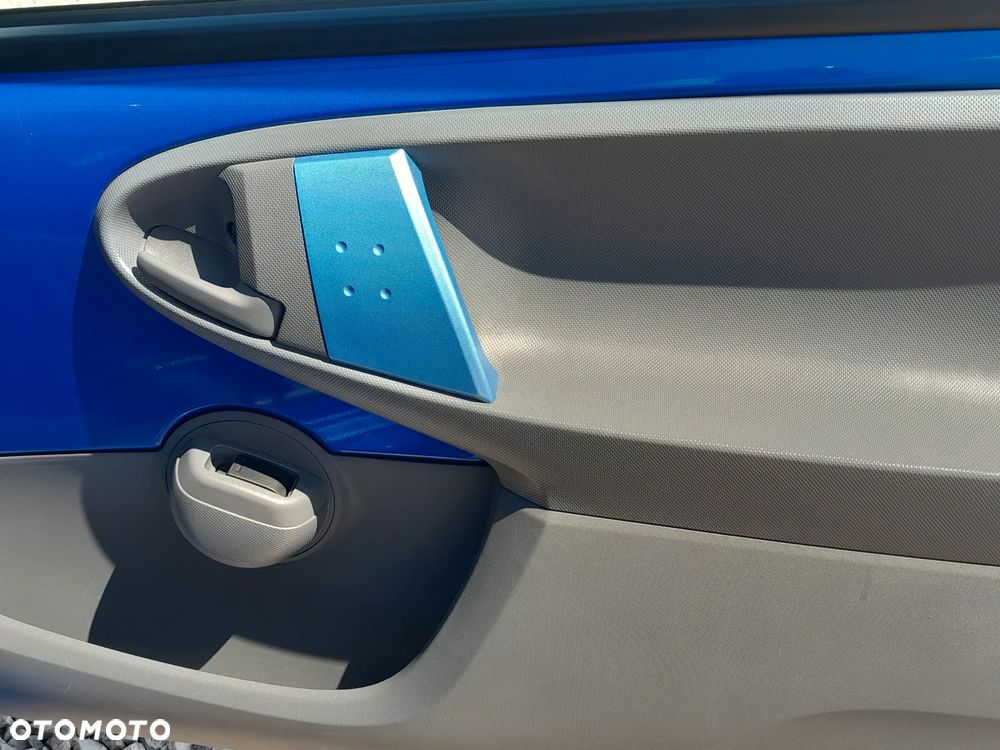Peugeot 107 - 10