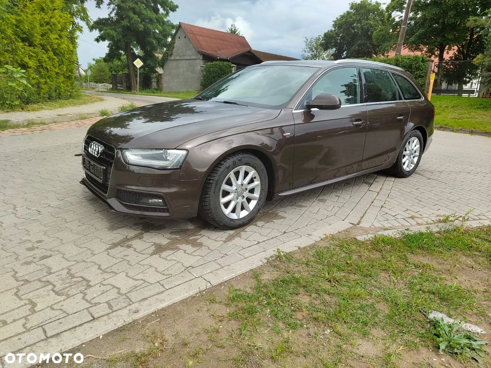 Audi A4 Avant 2.0 TDI DPF clean diesel quattro S tronic S line Sportpaket - 22
