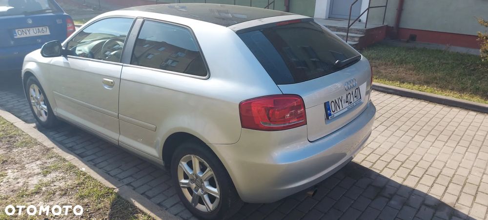 Audi A3 3-drzwiowe 1.6 TDI DPF Ambition - 3