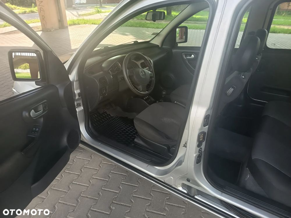 Opel Combo Tour - 21